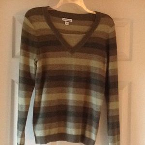 Croft & Barrow sweater, size S